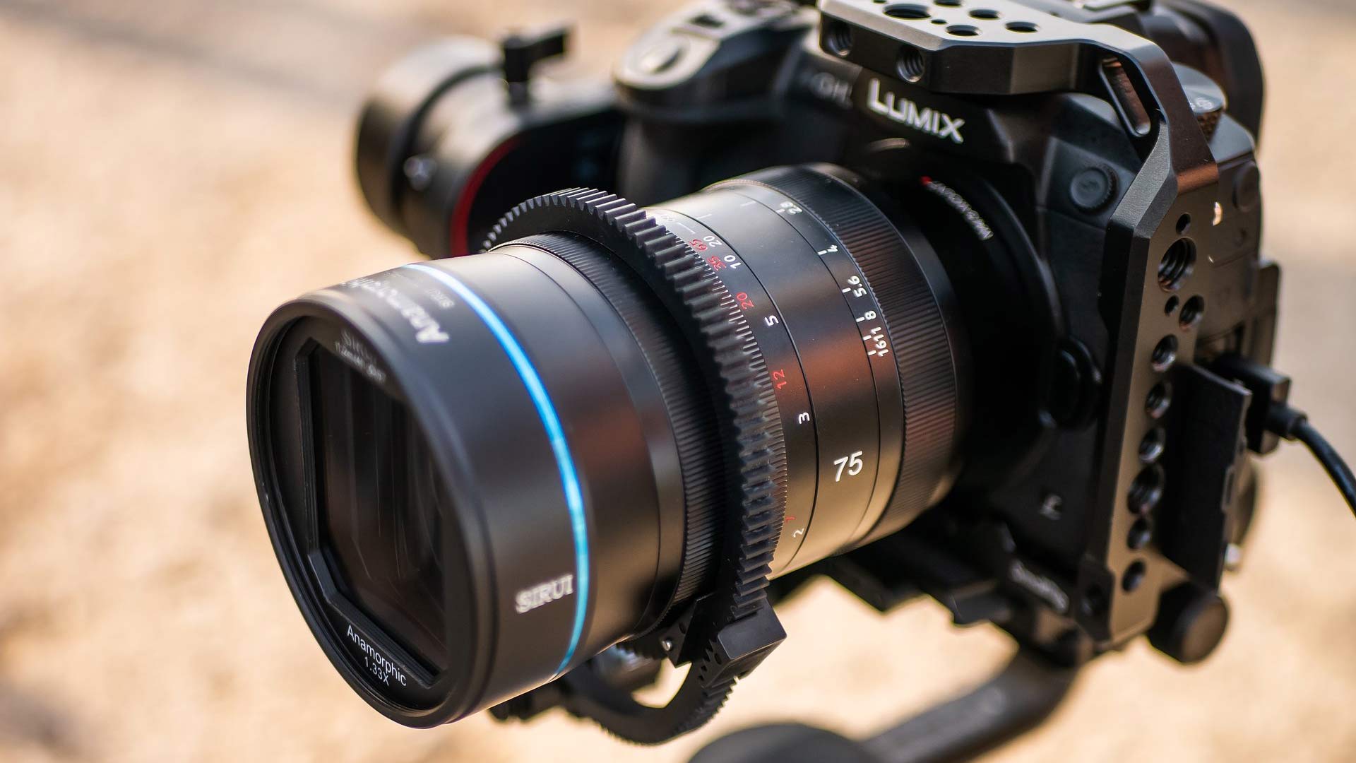 SIRUI 75mm F1.8 1.33x anamorphic lens unveiled